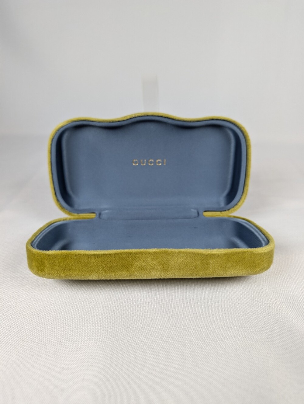 Gucci Clamshell Sunglasses Case Lime Green Velvet OS Unisex Accessories